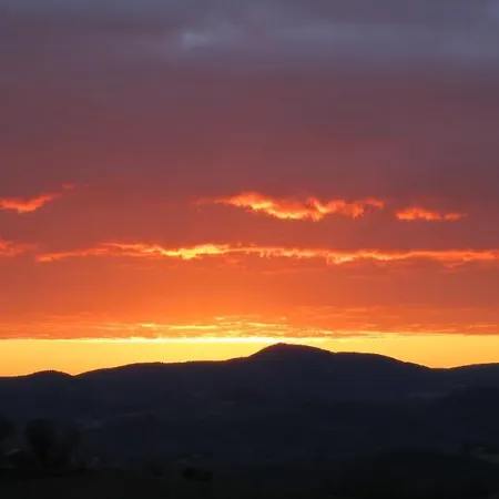 Colle Del Lupo Apartamento *